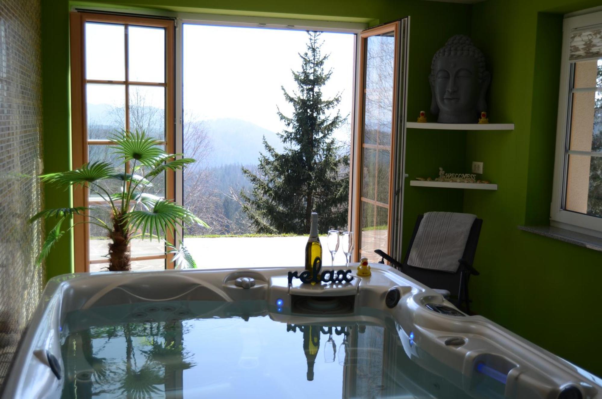 Holiday Home With Hot Tub And Sauna Sabina Rovte Dış mekan fotoğraf