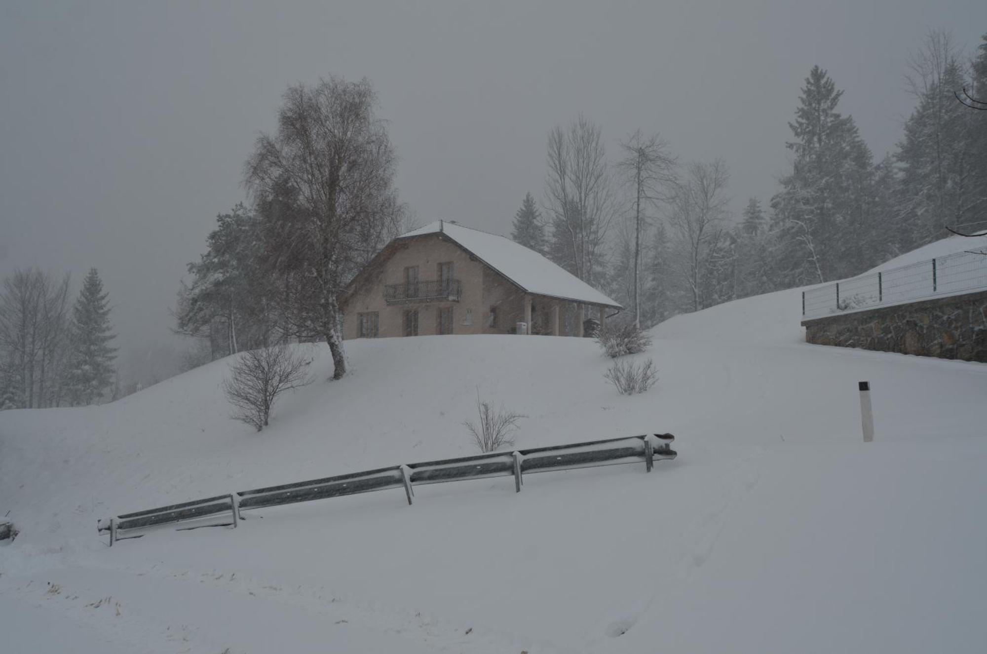 Holiday Home With Hot Tub And Sauna Sabina Rovte Dış mekan fotoğraf