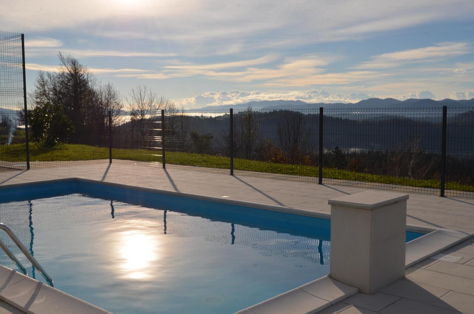 Holiday Home With Hot Tub And Sauna Sabina Rovte Dış mekan fotoğraf